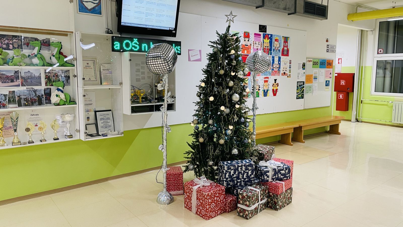 Novoletna okrasitev_002.jpg