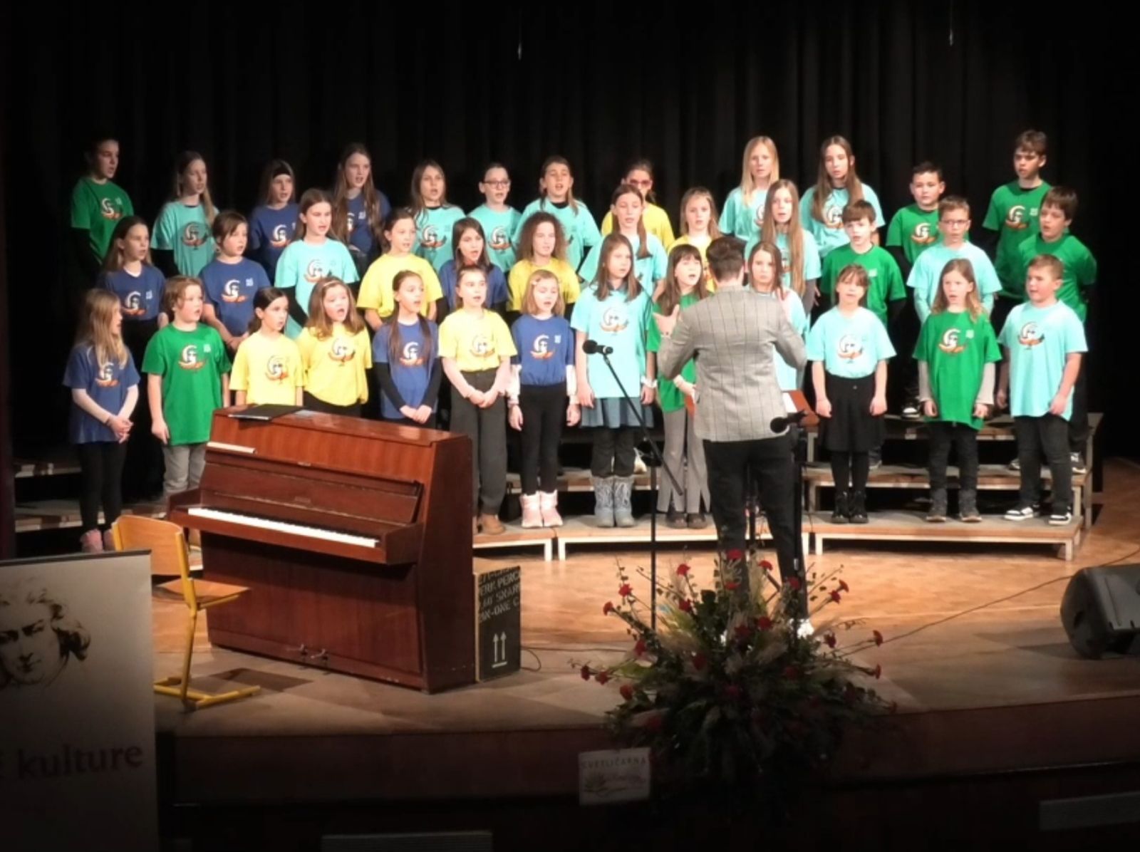 Pevski zbor - Moč kulture_001.jpg