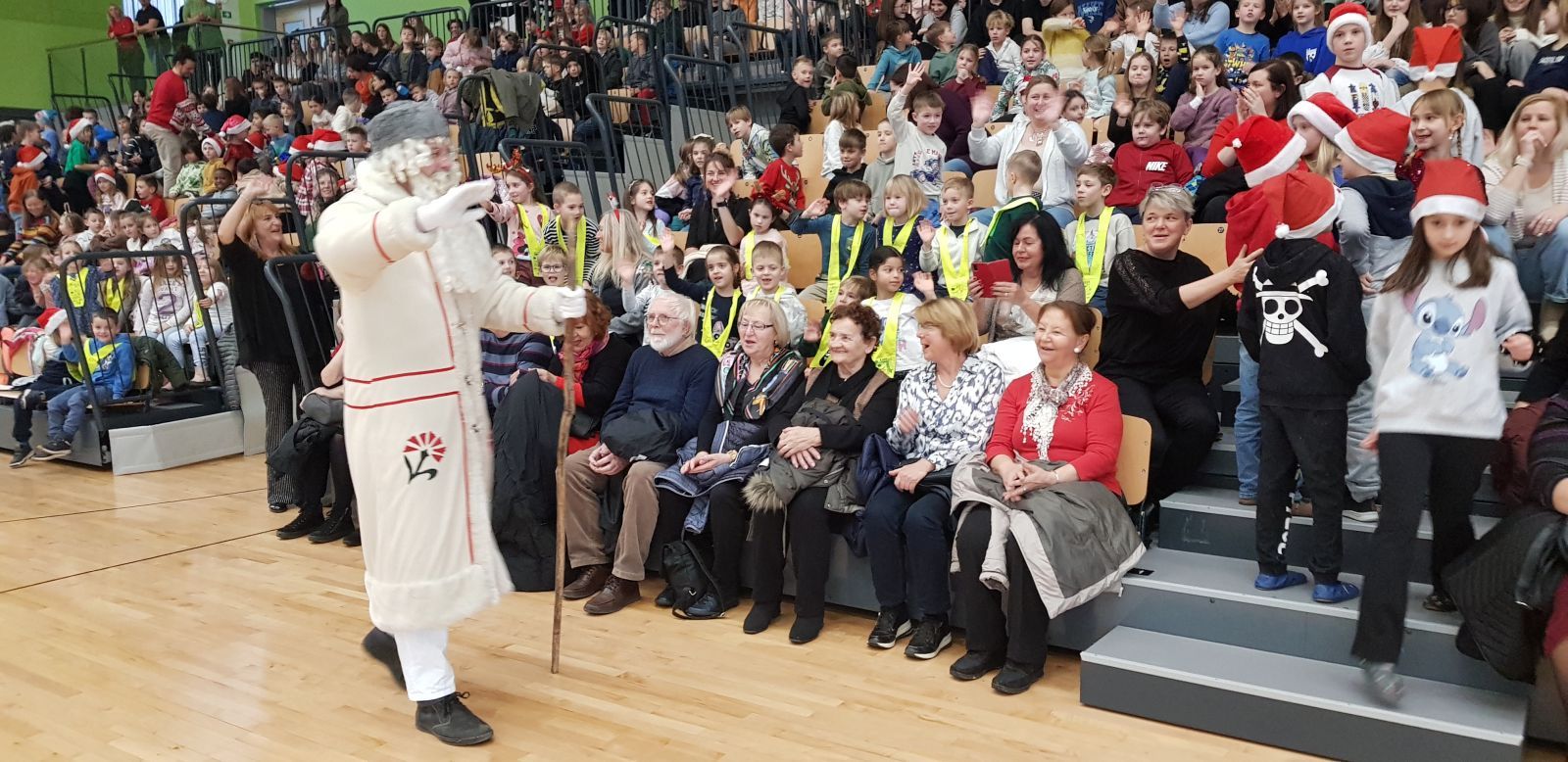 Novoletna prireditev - šolska_063.jpg