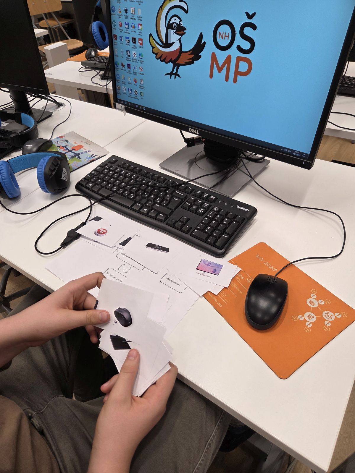 MARiNKA 9A 6r Zgradba računalnika in odpravljanje napak_025.jpg