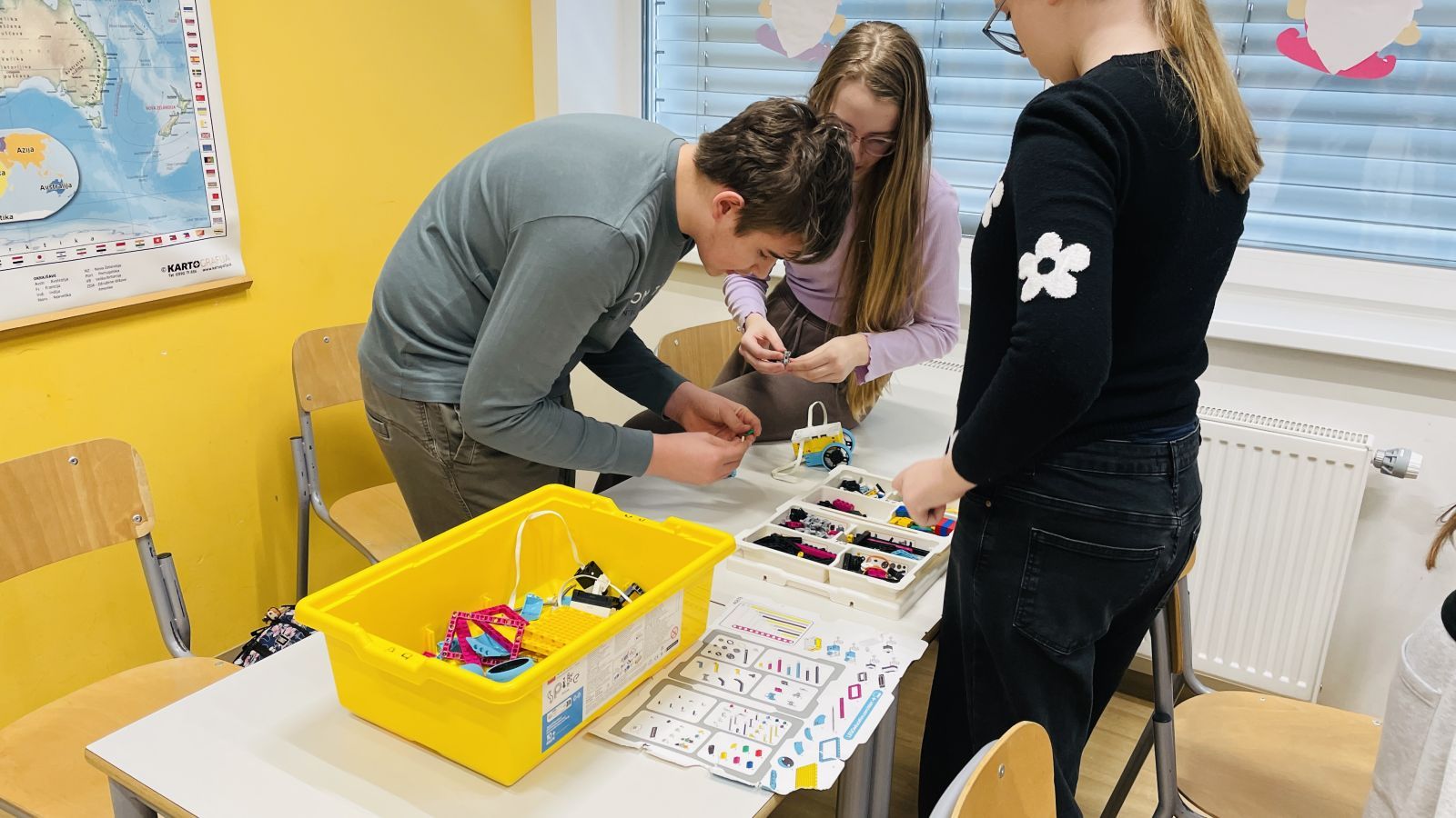 MARiNKA 9c 8r - robotki Zavod123_010.jpg